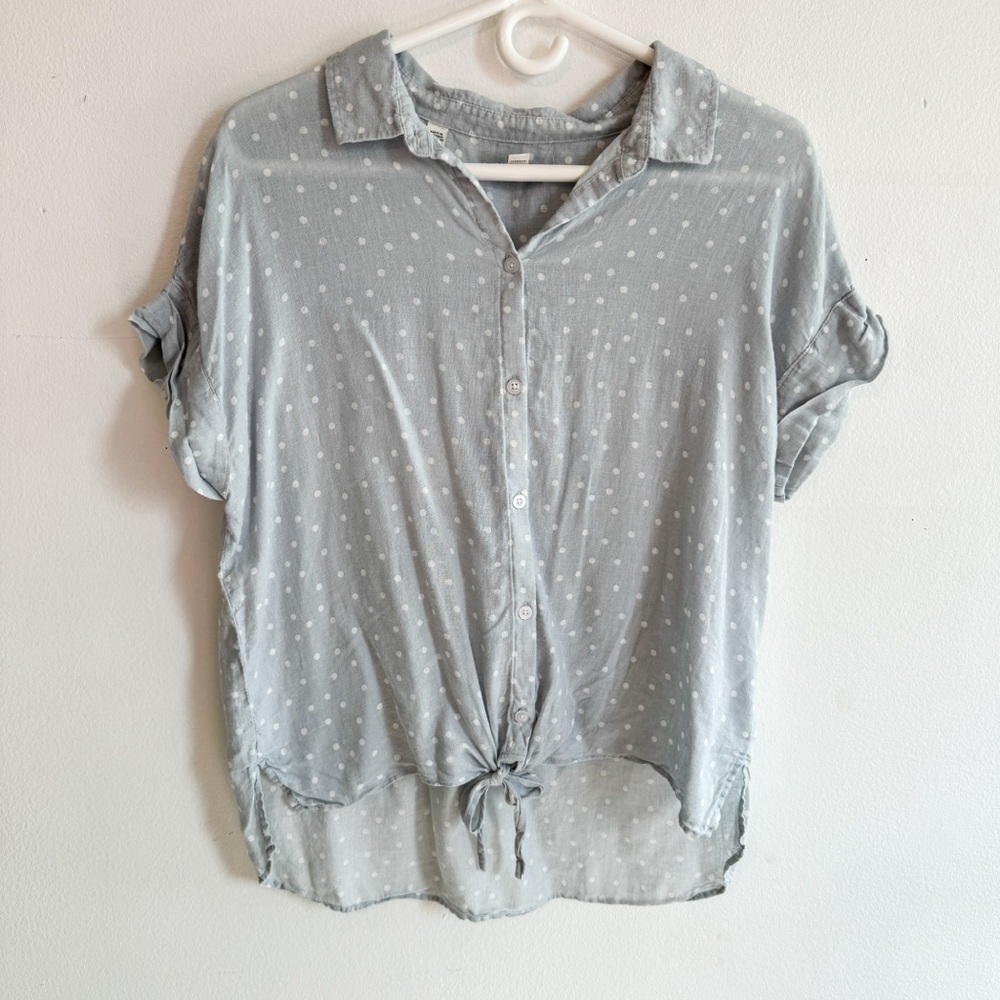 🎉 3 for $30 🎉 JACHS GIRLFRIEND Linen Blend Button Down Tie Top